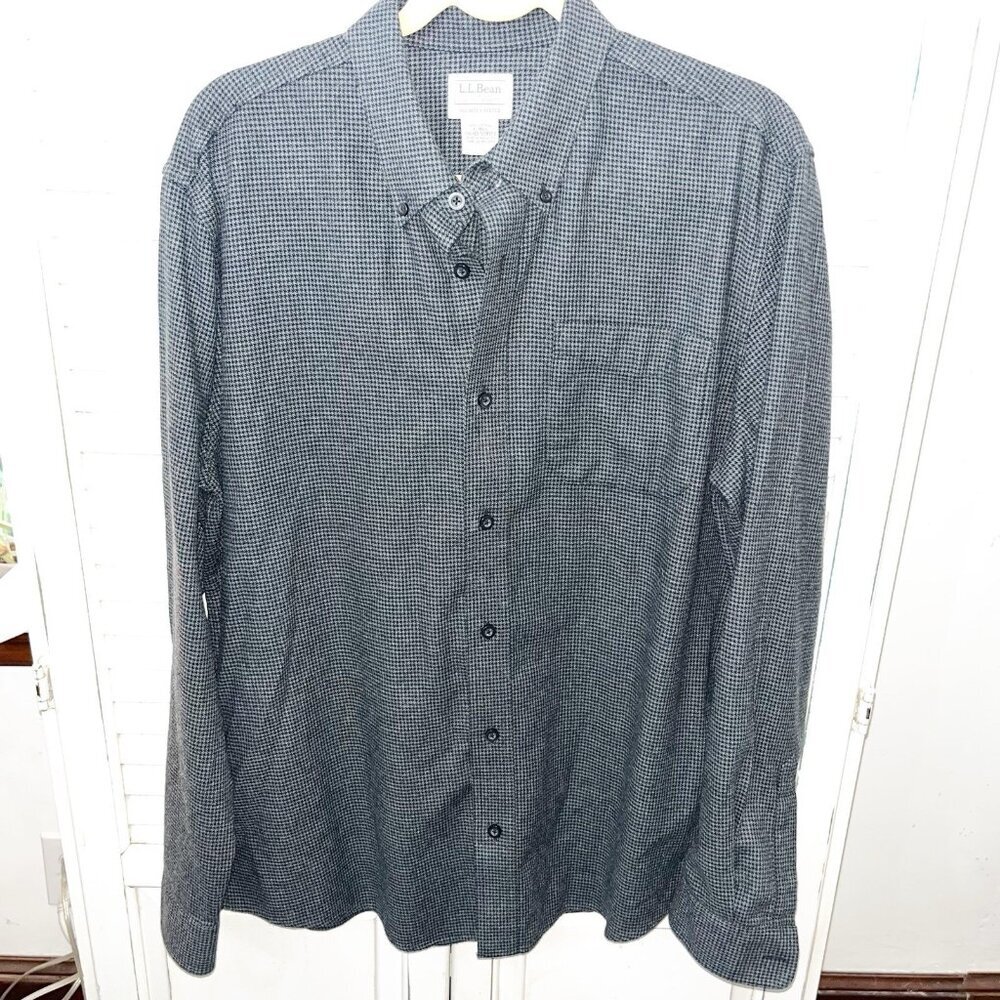 L.L. Bean Men's Slightly Fitted Button Down Shirt Large Houndstooth Soft